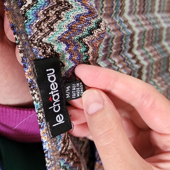 Le Chateau off shoulder, fine knit rouged side shirt. Ladies Medium, preowned - Picture 3 of 3